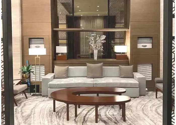 Apartment Luxury 1br Bayfront Staycation - Free Wi-fi, Swimming Pool, Near Airport, Moa And Picc *