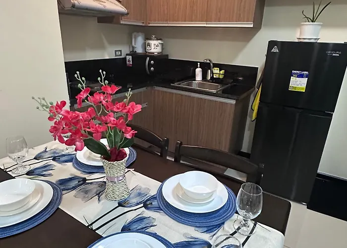 Apartment Luxury 1br Bayfront Staycation - Free Wi-fi, Swimming Pool, Near Airport, Moa And Picc *