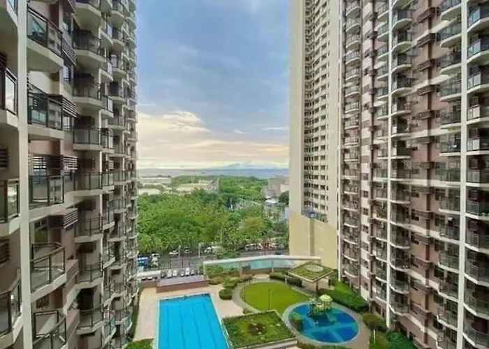 Apartment Luxury 1br Bayfront Staycation - Free Wi-fi, Swimming Pool, Near Airport, Moa And Picc Manila